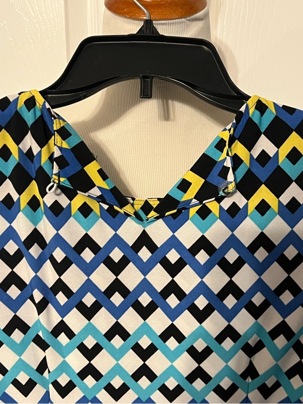 Maggy London Blue Multi Geometric Shift Dress - Picture 3 of 8